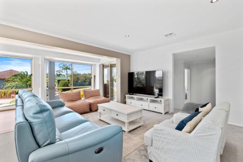Malua House by the Bay managed by Batemans Bay Accom