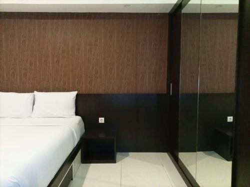 Luxurious Studio at Mataram City Apartment By Travelio Luxurious Studio at Mataram City Apartment By Travelio
