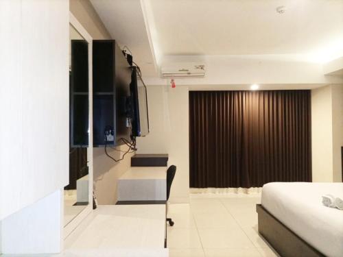 Luxurious Studio at Mataram City Apartment By Travelio Luxurious Studio at Mataram City Apartment By Travelio