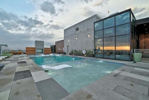 Natiivo - Stunning Water View in Austin, USA