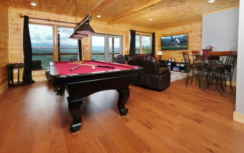 Maw and Paws Retreat in Sevierville, USA