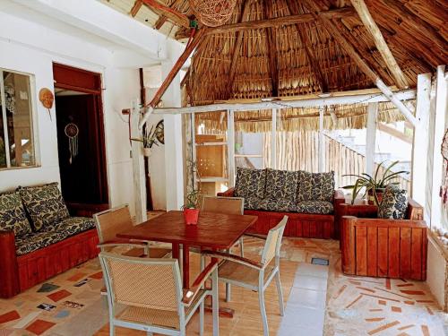 Casa iguana in El Cuyo, Mexico