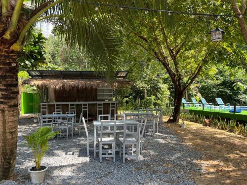 Restaurant, Janzo House in Ao Yai Ki