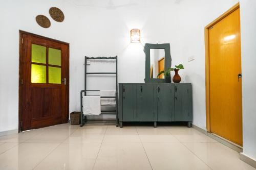 Drifter - Rooms & Food in อาหันคาม