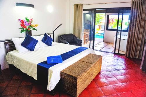 room detail thumbnail 0