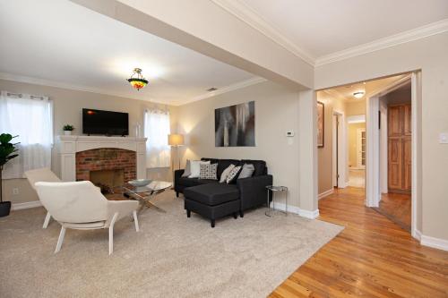 Hillcrest 3 bedroom charming private home by shops & restaurants in San Diego, USA
