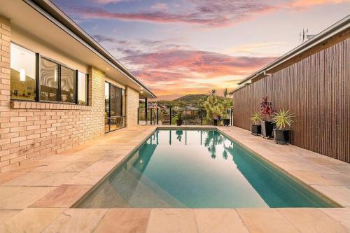 CABA17 - Waterfront home with a pool!