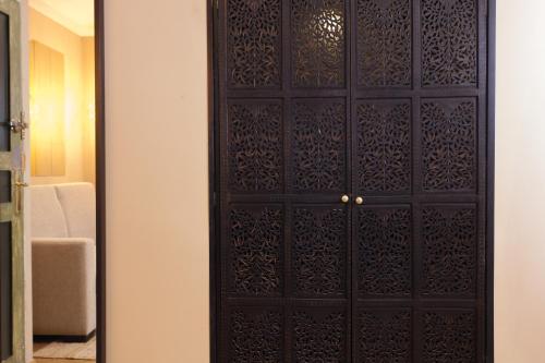 AbraCadabra Suites - image 3