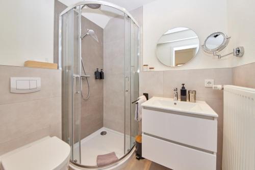 Single Room with Private Bathroom