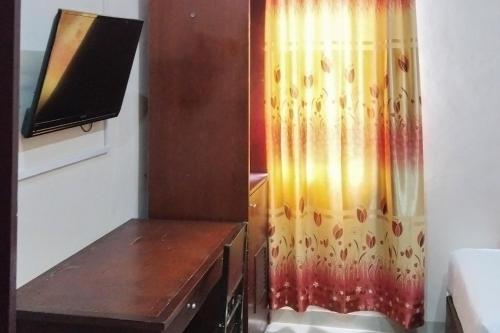 RedDoorz @ Ameria Bandara Nongsa Batam near Melayu Beach