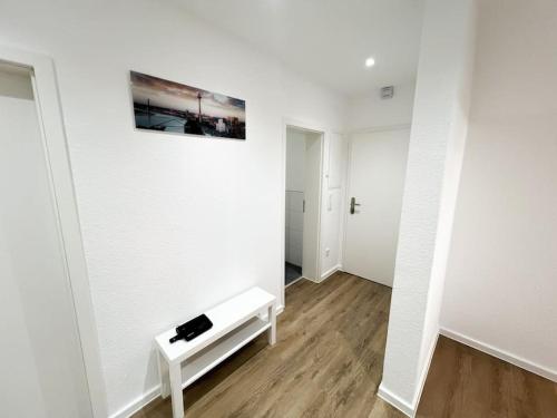 Appartement next to fair 4 rooms - Tap to explore photos