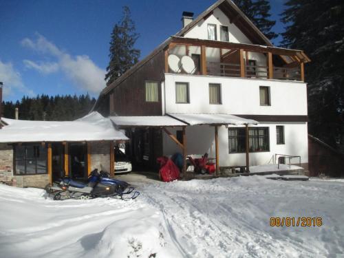 Bed and Breakfast Vila Lala - Accommodation - Jahorina