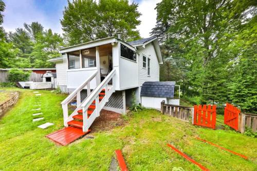 Hunter Hideaway with Hot Tub in Lanesville, USA