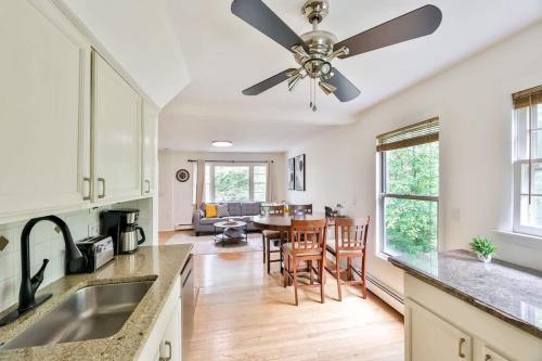 Hunter Hideaway with Hot Tub in Lanesville, USA