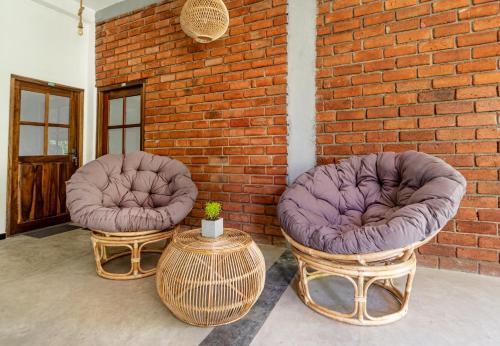 Drifter - Rooms & Food in อาหันคาม