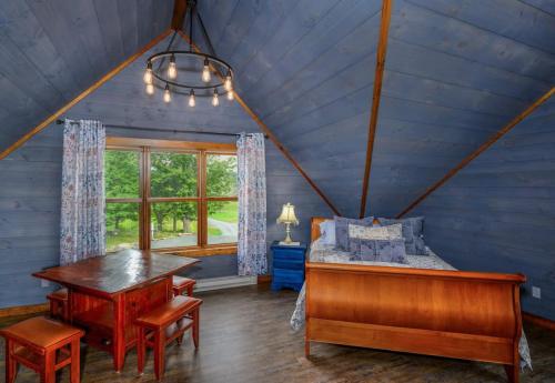 Guesthouse Minutes from the Mountain in Windham, USA