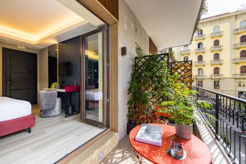 شرفة/ تراس, MH SUITES Plebiscito in لونجوماري كاراتشولو