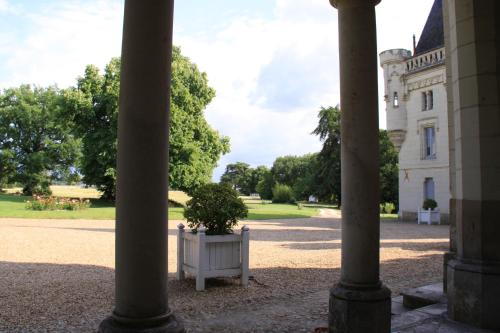 Château de Salvert - Appartement & Chambre d'Hôtes