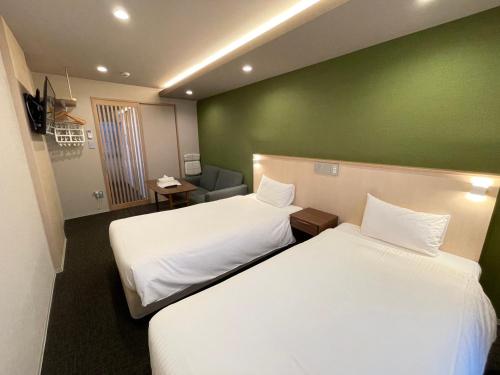 Deluxe Twin Room image 5