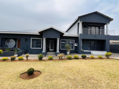 The Hide on kilburn, Roodepoort