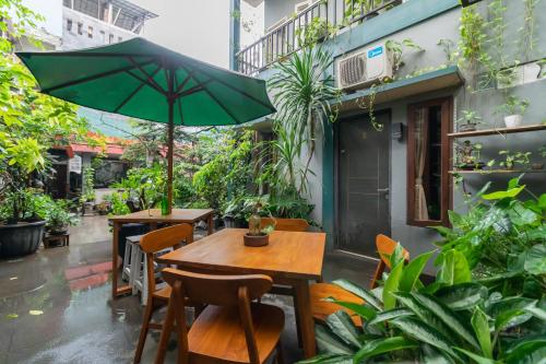 Safaraz Garden near Galaxy Bekasi Mitra RedDoorz – Bekasi, PA