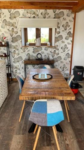 Converted Barn in Saint-Merd-la-Breuille