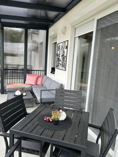 Balcony/terrace, Lakeside Luxury Apartman Sarvar in Sarvar