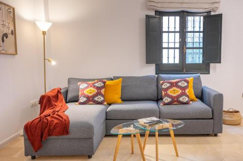 Charming apartment at Plaza Alameda by OCityzen, Sevilla