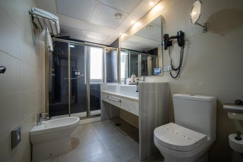 Pato Amarillo - image 12