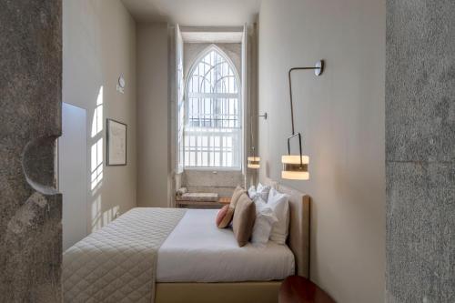 Two-Bedroom Apartment image 8