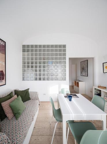 2 bedrooms flat near the Colosseum, Řím (fotografie 8)