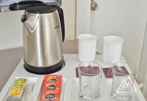 Maria Pyramids House