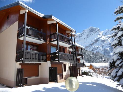 Charmant 2 pièces près des pistes avec balcon et piscine chauffée - FR-1-464-9 Charmant 2 pièces près des pistes avec balcon et piscine chauffée - FR-1-464-9