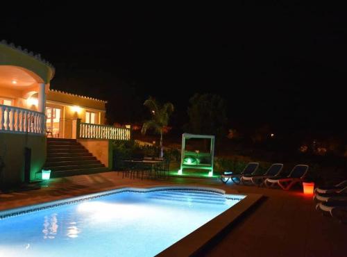  Casa Albera - with pool and fantastic views in Palau-Saverdera