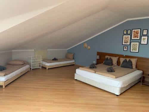 Rivendell Apartments Villa Park - image 2