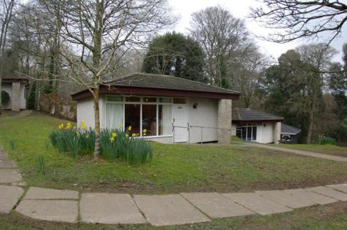 2 bedrooms, 4 beds