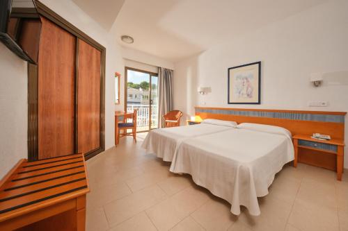 Hotel & Apartamentos Casablanca - image 5