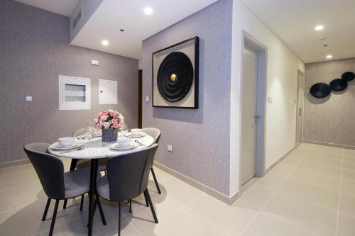 Downtown Luxury - Stunning 2BHK with Sea view in Forte towers, Downtown, Dubaï (photo 6)
