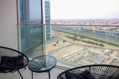 Downtown Luxury - Stunning 2BHK with Sea view in Forte towers, Downtown, Dubaï (photo 3)