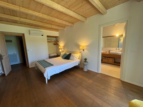 Villa La Ginestra Piemonte with private pool