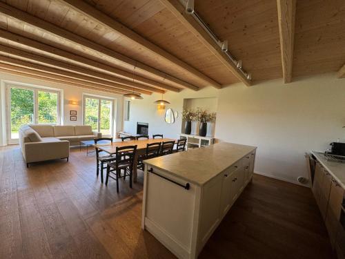 Villa La Ginestra Piemonte with private pool