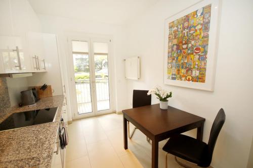 Möbliertes Apartment im Herzen von Düsseldorf, Düsseldorf (Foto 8)