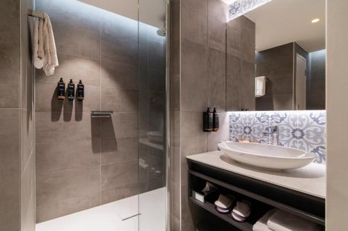 Well-appointed bathrooms