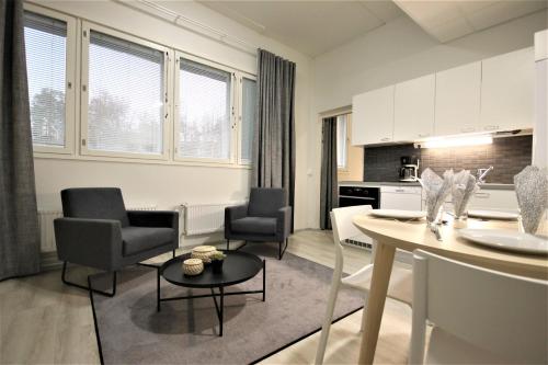 Kitchen, Forenom Aparthotel Kuopio in Kuopio