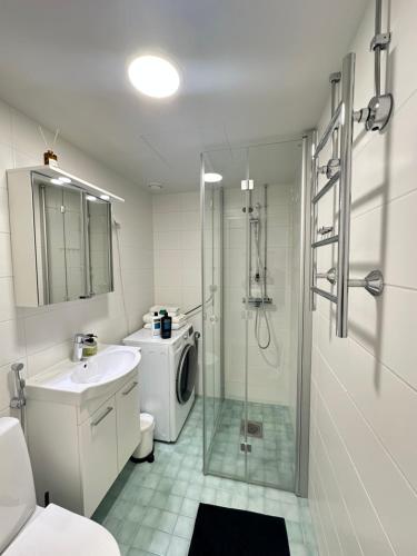 淋浴間, Bright Studio, Central Helsinki in 埃爾瓦