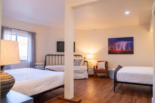 Southwestern Desert Escape Pool, Hot, Tub, Sleeps 12