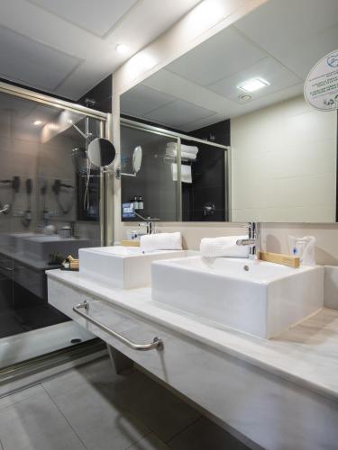 Pato Amarillo - image 10