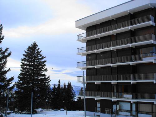 Studio 4 personnes avec balcon et équipements pratiques - FR-1-549-64 (Studio 4 personnes avec balcon et equipements pratiques - FR-1-549-64) in Chamrousse