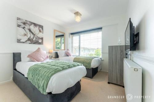 Leaside House by Grandeur Property in Swaythling