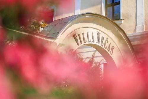 Hotel Villa Nečas Žilina - image 5